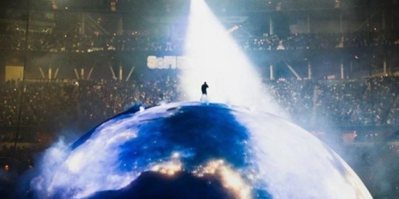 Avrupa’nın kapılarını kapattığı Kanye West İstanbul’da 120 bin kişiye konser verdi! Nazi destekçisi ve cinsel istismar şüphelisi YE’ye büyük tepki