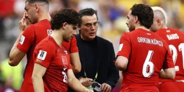 A Milli Takım'da Vincenzo Montella, Paraguay maçında ilk 11'de iki değişiklik yapacak
