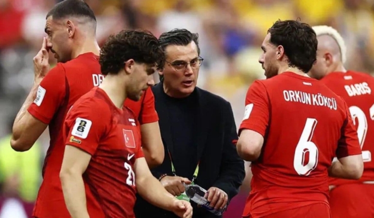 A Milli Takım'da Vincenzo Montella, Paraguay maçında ilk 11'de iki değişiklik yapacak