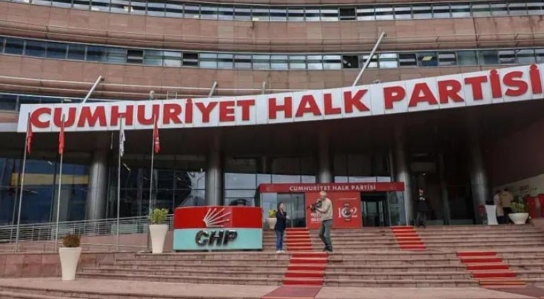 CHP'de ihraç krizi_ Görevden alınması beklenen il başkanlarından