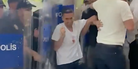 Meclis önünde eylem yapan sözleşmeli öğretmenlere polis müdahalesi! CHP’den MHP’ye soru: Vekillerin nerede?