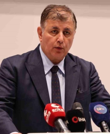 İzmir Büyükşehir Belediye Başkanı Cemil Tugay, CHP’den istifa mı etti, neden istifa etti son dakika | Cemil Tugay kimdir, kaç yaşında, nereli? İşte Cemil Tugay'ın biyografisi ve hayatı!