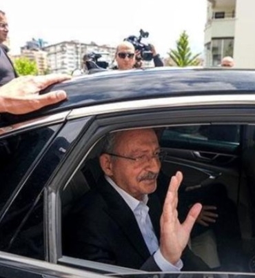 SON DAKİKA CHP'de Kemal Kılıçdaroğlu'nun Genel Merkez'e gideceği tarih değişti