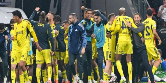 aziz-yildirim-gelince-isler-degisti-fenerbahcede-surpriz-karar-sq91s2JM.jpg