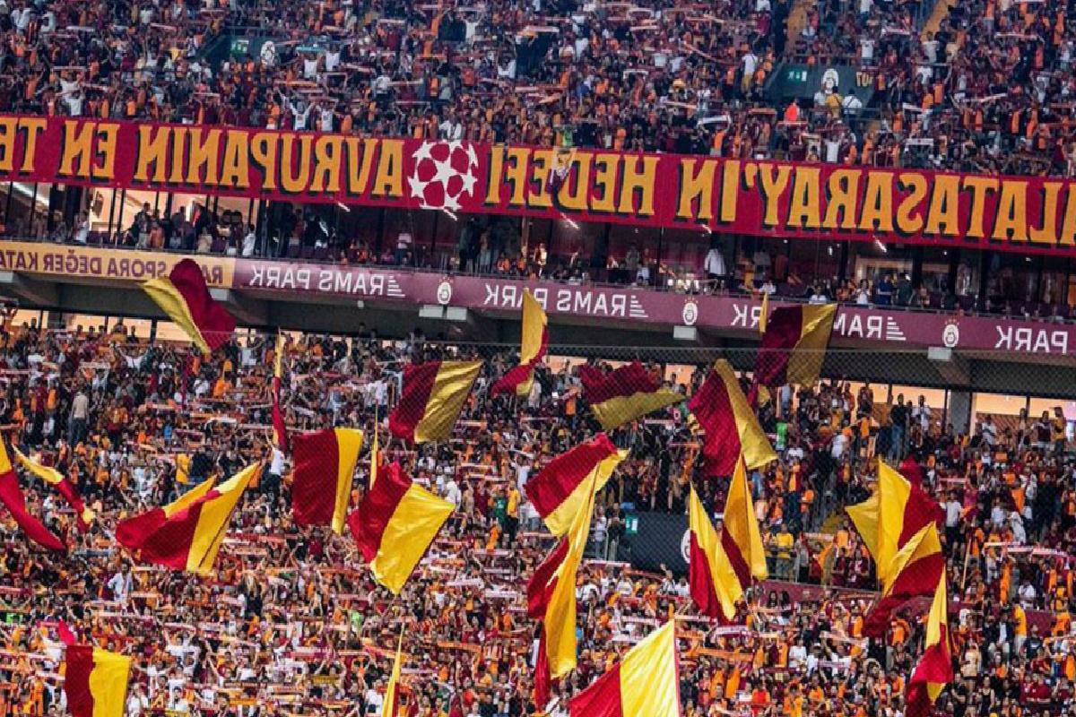 galatasaray-milli-takimin-iki-yildizinin-pesinde-yer-yerinden-oynayacak-Pcivu9wg.jpg