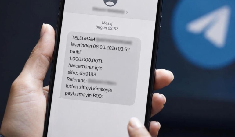 gece-yarisi-binlerce-kisiyi-tedirgin-eden-smslerin-sirri-cozuldu-uarEUw2z.jpg