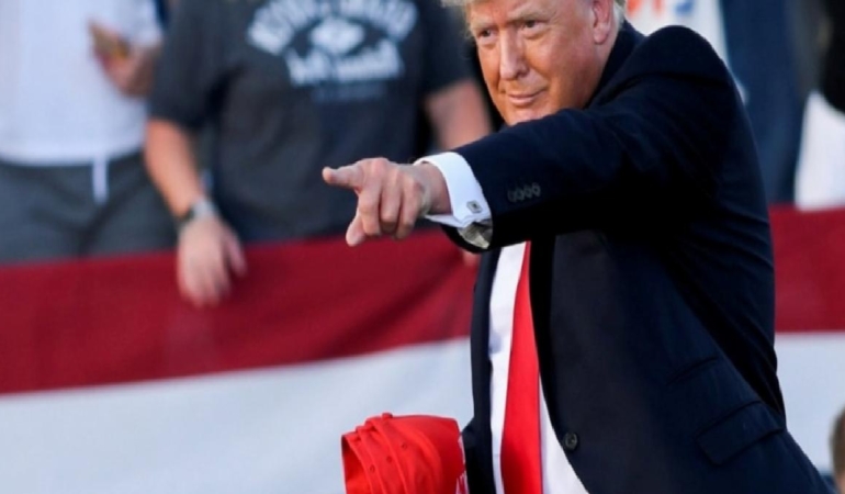 trump-para-verirse-emekli-zam-alacak-sACsLFP4.jpg