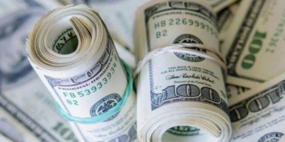 Dolar tüm zamanların rekorunu kırdı