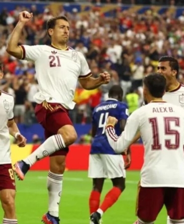 Dünya Kupası'nın en pahalı yarı final maçında İspanya, Fransa'yı yendi ve finale yükseldi