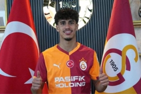 İmzayı attı, parçalı giydi; Can Armando Güner resmen Galatasaray'da