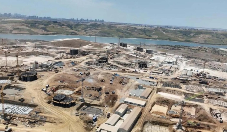 Kanal İstanbul hattında yapılaşma hızlandı_ Sazlıdere betonlaştı!