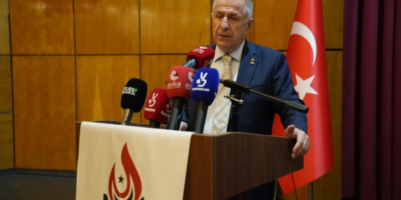 Zafer Partisi Genel Başkanı Ümit Özdağ’dan sert açıklama: PKK ve Suriyeliler konusunda Türk milleti aldatıldı