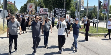 adalet-yuruyusu-yangin-kurbanlari-icin-farkindalik-Zwh1WXi6.jpg
