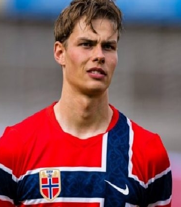 besiktastan-jens-hjerto-dahl-hamlesi-R6VEVNZF.jpg