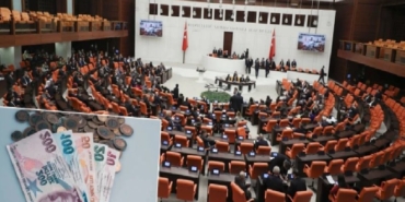 milyonlarin-gozu-tbmmye-cevrildi-emekli-maasindan-ehliyete-havaciliktan-pttye-kadar-her-sey-degisiyor-d8LFIq1H.jpg