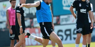 besiktas-hradec-kralove-macina-hazirlaniyor-DWUnBqsD.jpg