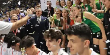 Milli Sporcu Bursu ile 1716 Sporcu Destekleniyor